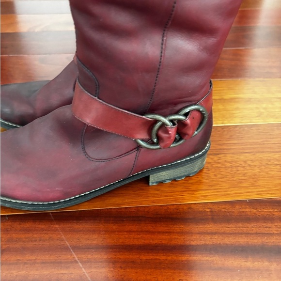 Remonte Deep Red Knee-High Winter Boots - Picture 2 of 8